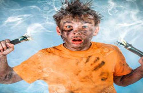 برق شوخی ندارد!