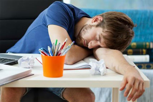 اختلال پرخوابی و راهکار‌های درمانی