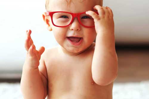 روش خانگی سنجش سلامت بینایی نوزاد